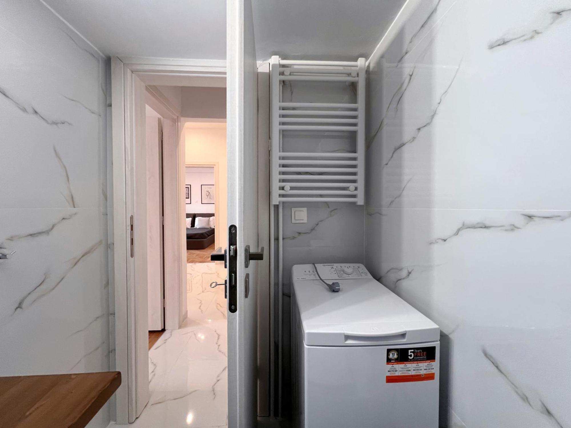 Wsd Piraeus Amazing Luxury Boutique 2Bd Apartment With Balcony Eksteriør billede